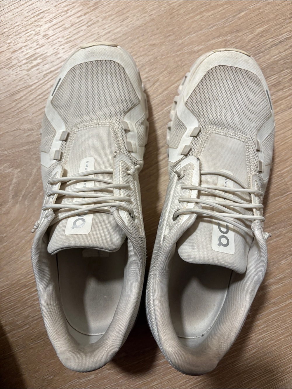 On Running Cloud Men’s Running Shoes in Cream